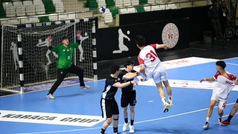 Beşiktaş Giresun’da Hentbol Şampiyonu Oldu