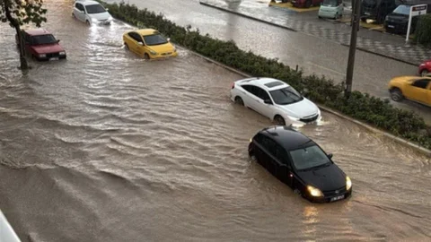 Bozüyük'te Sağanak Yağış Sorun Yarattı