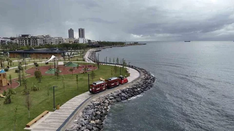 İskenderun Sahili Nostaljik Trenle Canlandı