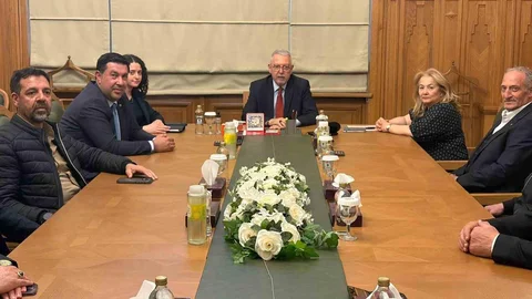 Kars'ta Tarihi Sınır Kapısı Toplantısı
