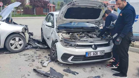 Van'da Trafik Kazası Meydana Geldi