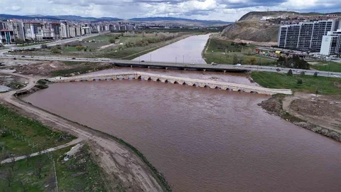 Sivas'taki Selçuklu Köprüsü 8 Asırdır Ayakta