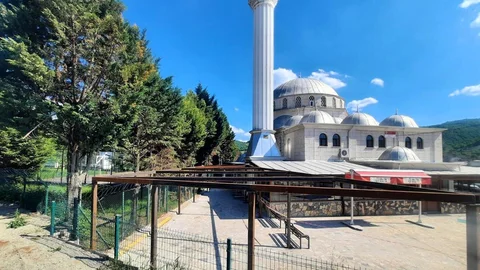Kocaeli'de İbadethaneler Bayrama Hazırlanıyor