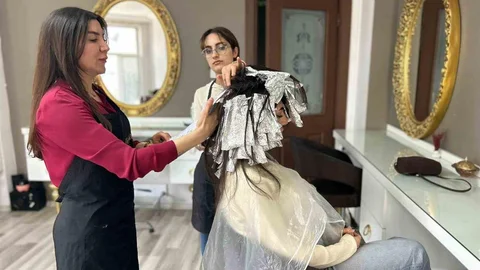 Van'da Kuaförler Randevulu Sisteme Geçti