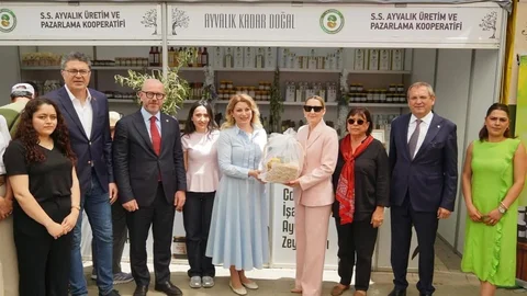 Ayvalık Kooperatifi'ne İlgi Devam Ediyor