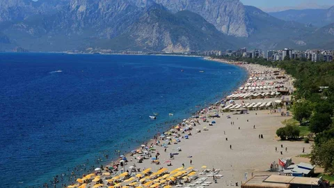 Bayramda Antalya'da 10 Milyon Seyahat Beklentisi