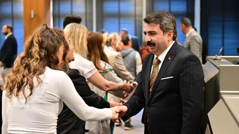 Oktay Yılmaz Personeliyle Bayramlaştı
