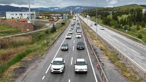 Kırıkkale'de Trafik Yoğunluğu Artıyor