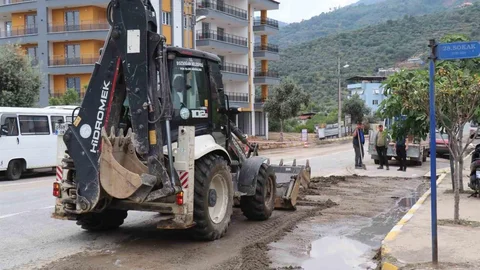 Bozdoğan'da Yağış Sonrası Temizlik Çalışmaları