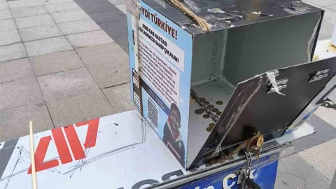 Kocaeli'de Yardım Kutusu Çalındı