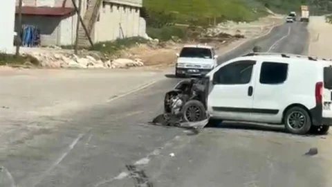 Siirt'te İki Araç Çarpıştı