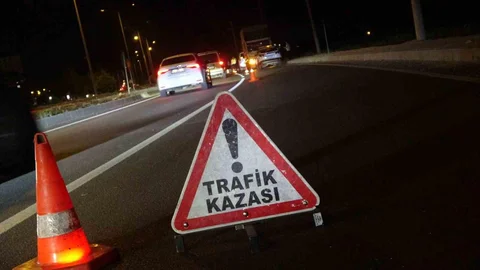 Kilis'te Motosiklet ve Otomobil Çarpıştı