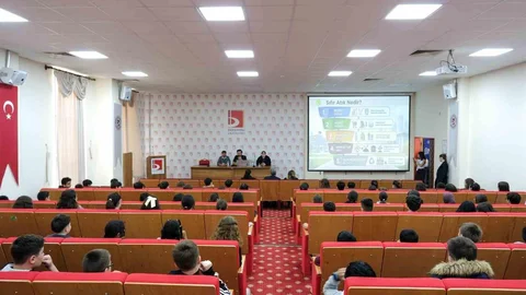 Bilecik'te Geri Dönüşüm ile Sanat Buluştu