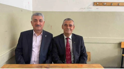 42 Yıl Aradan Sonra Bir Araya Geldiler