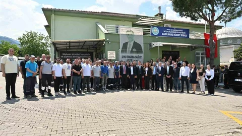 Manisa'da Bayramlaşma Etkinliği Gerçekleşti