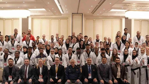 Dünya Taekwondo Başkanı İstanbul'da Seminerde Bulundu