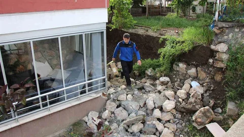 Amasya'da Bahçe Duvarı Yıkıldı