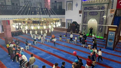 Tepebaşı'nda Ailecek Camideyiz Programı