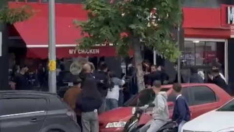 Eskişehir'de Cadde Ortasında Kavga