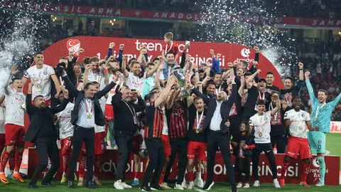 Çorum FK Süper Lig'e Yükseldi