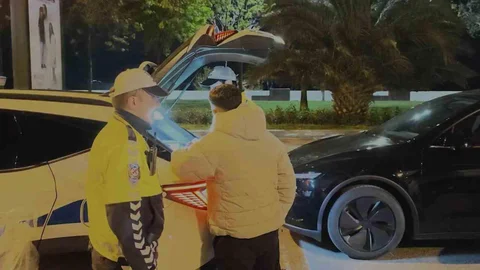 Kadıköy'de Drift Yapan Sürücüler Yakalandı