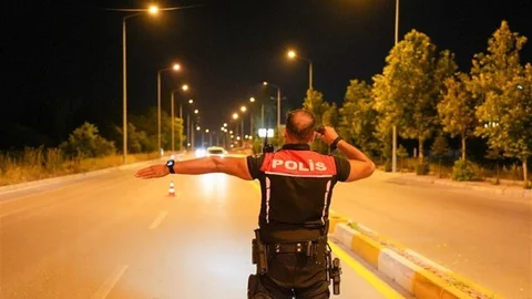 Isparta'da 11 Aranan Şahıs Yakalandı