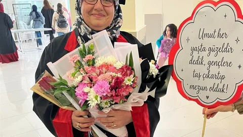 Yozgat'ta 35 Yıl Sonra Mezuniyet Sevinci