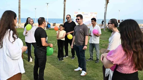 Mersin'de Ücretsiz Dil Kulübü İlgi Görüyor