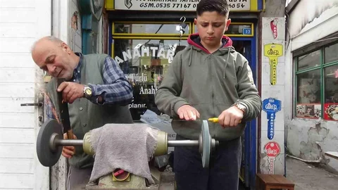 Kars'ta Bıçakçılarda Bayram Yoğunluğu