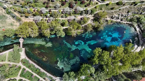 Gökpınar Gölü Ziyaretçi Akınına Uğradı