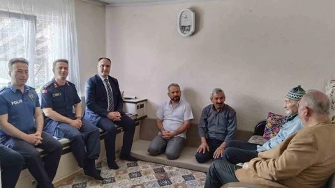 Aslanapa'da Şehit Ailelerine Ziyaret