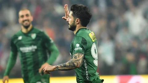 Bursaspor'da Barış Gök'le Anlaşma Sağlandı