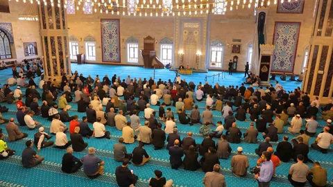 Kahramanmaraş'ta Okul Saldırısında Hayatını Kaybedenler Anıldı
