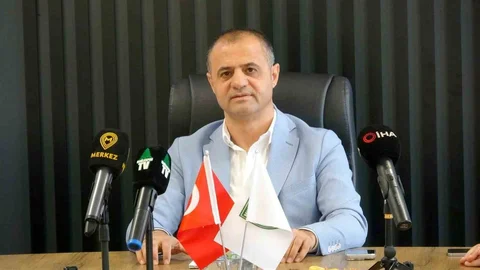 Menaf Kıyanç Aday Olmayacağını Duyurdu