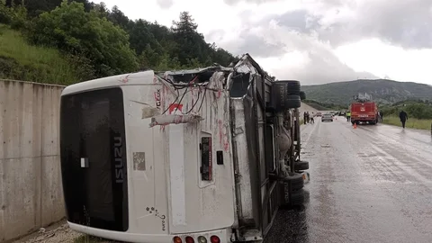Tokat'ta Minibüs Devrildi, 4 Yaralı