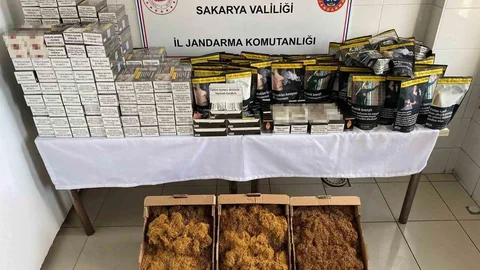 Sakarya'da On Binlerce Kaçak Makaron Ele Geçirildi