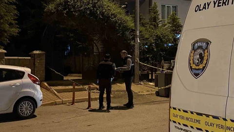 Kardeşler Darp Edilen Kadını Kurtarmak İsterken Bıçaklandı
