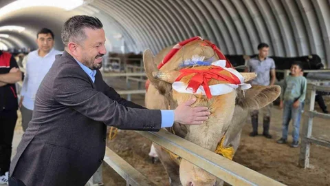 Bayram Ziyaretleri Balıkesir’de Devam Ediyor