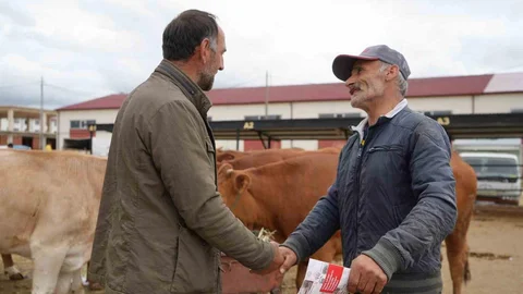 Bayburt'ta Kurban Pazarında Hareketlilik Var