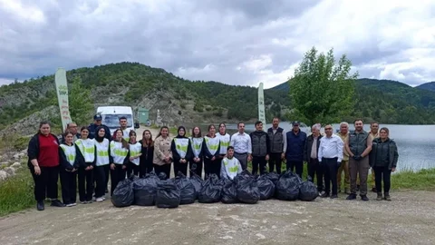 Süzmen Göleti'nde Çöp Temizliği Yapıldı