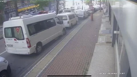 Bursa'da Trafik Kazası Sonrası Kaos
