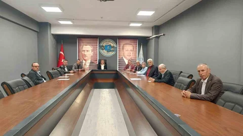 Pazaryeri Belediyesi Meclisi Olağanüstü Toplandı