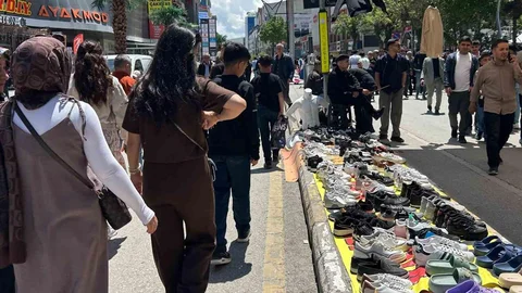 Van'da Bayram Yoğunluğu Artıyor