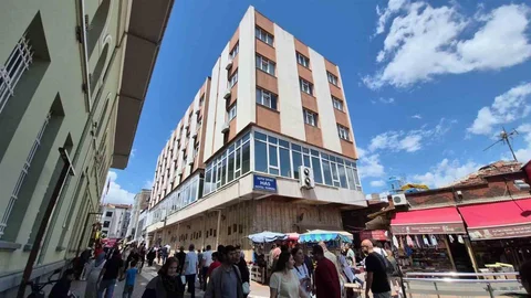 Eskişehir'de Hamamda Fenalaşan Çocuk Hayatını Kaybetti