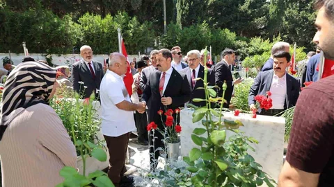 Şehit Babası ile Vali'nin Sıcak Diyaloğu
