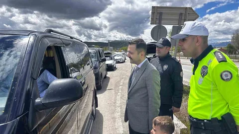 Kaymakam Oğuztürk Trafik Denetimine Katıldı