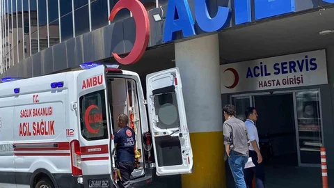 Erzincan'da Acemi Kasaplar Hastaneye Koştu