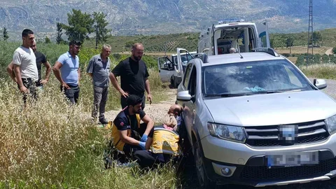 Antalya'da Devrilen Traktör Kazası