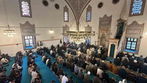 Karapınar'da Bayram Namazı Coşkusu