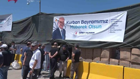 Ümraniye'de Hijyenik Kurban Kesimi Yapıldı